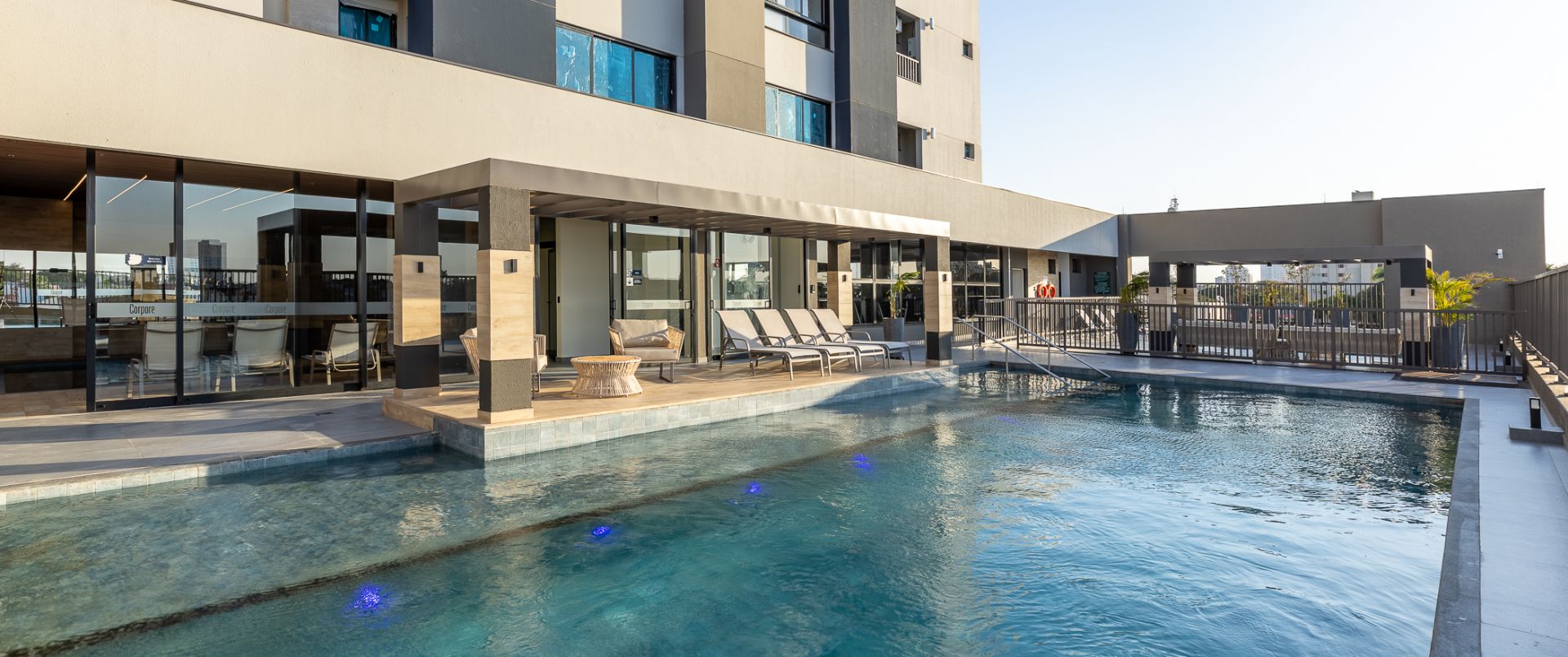 Meridian Residence & Resort